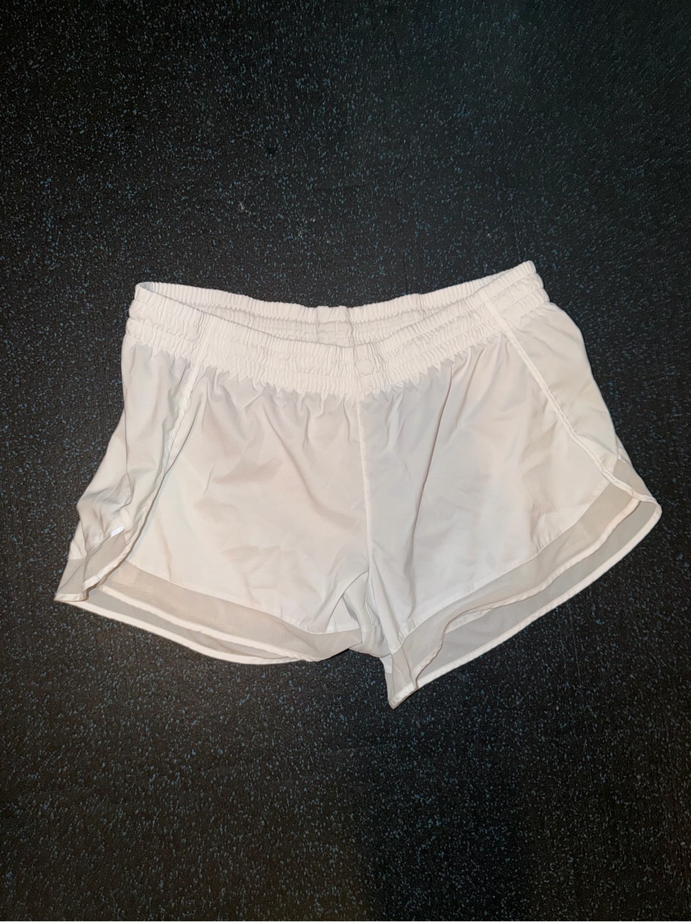 Athleta Mesh Racer Run Short 4”